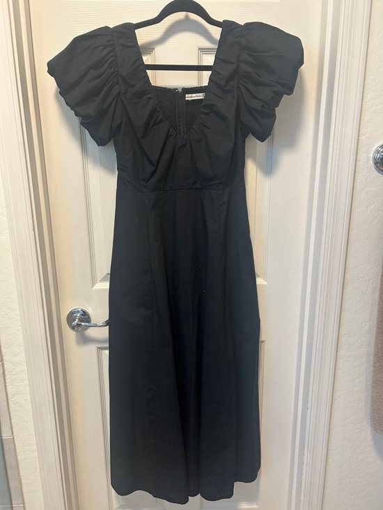 Abercrombie & Fitch Dresses & Skirts - Abercrombie & Fitch Women’s Black Puff-Sleeve Maxi Dress